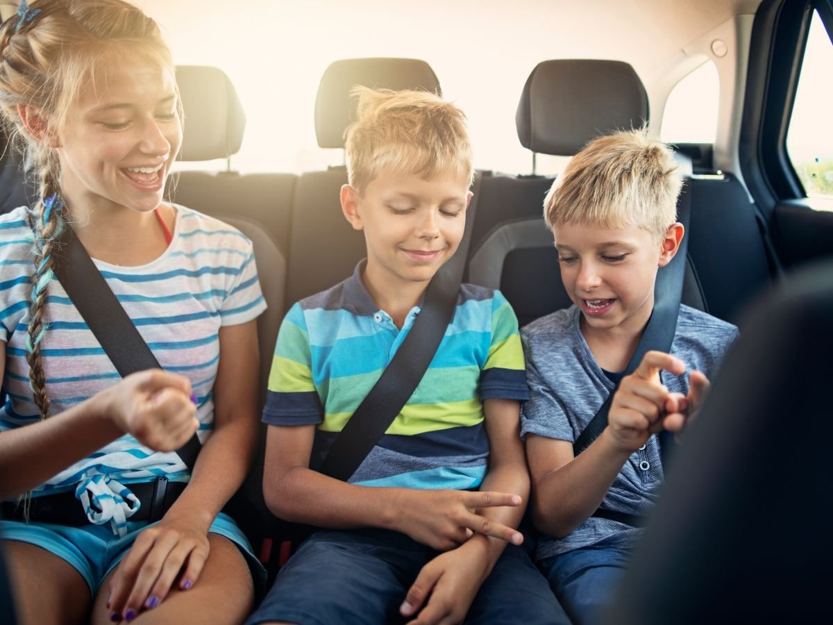 10 Road Trip Games That'll Make "Are We There Yet?" a Thing of the Past