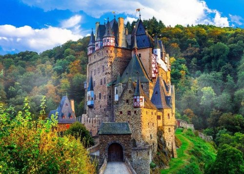 Europe's Most Beautiful Castles and Palaces - How Many Have You Visited? 