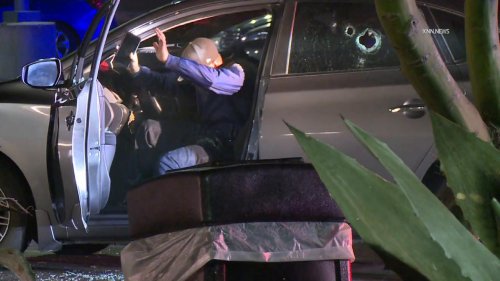 US, Los Angeles: Downey Suspect Shot With Less Lethal at End Of Pursuit