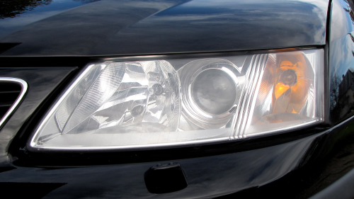 WD-40 Isn't The Headlight Cleaning Hack You Think It Is