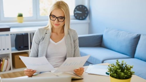 Could a 4-Day Work Week Really Work? Pros and Cons You Should Consider