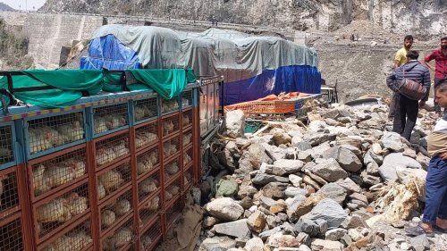 India: Heavy rains and landslides kill at least 5 in Jammu and Kashmir