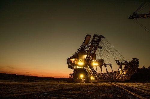 Russia to undo its mining ban?