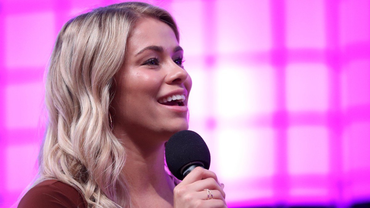 Paige VanZant's latest bikini pic is setting Twitter on fire | Flipboard