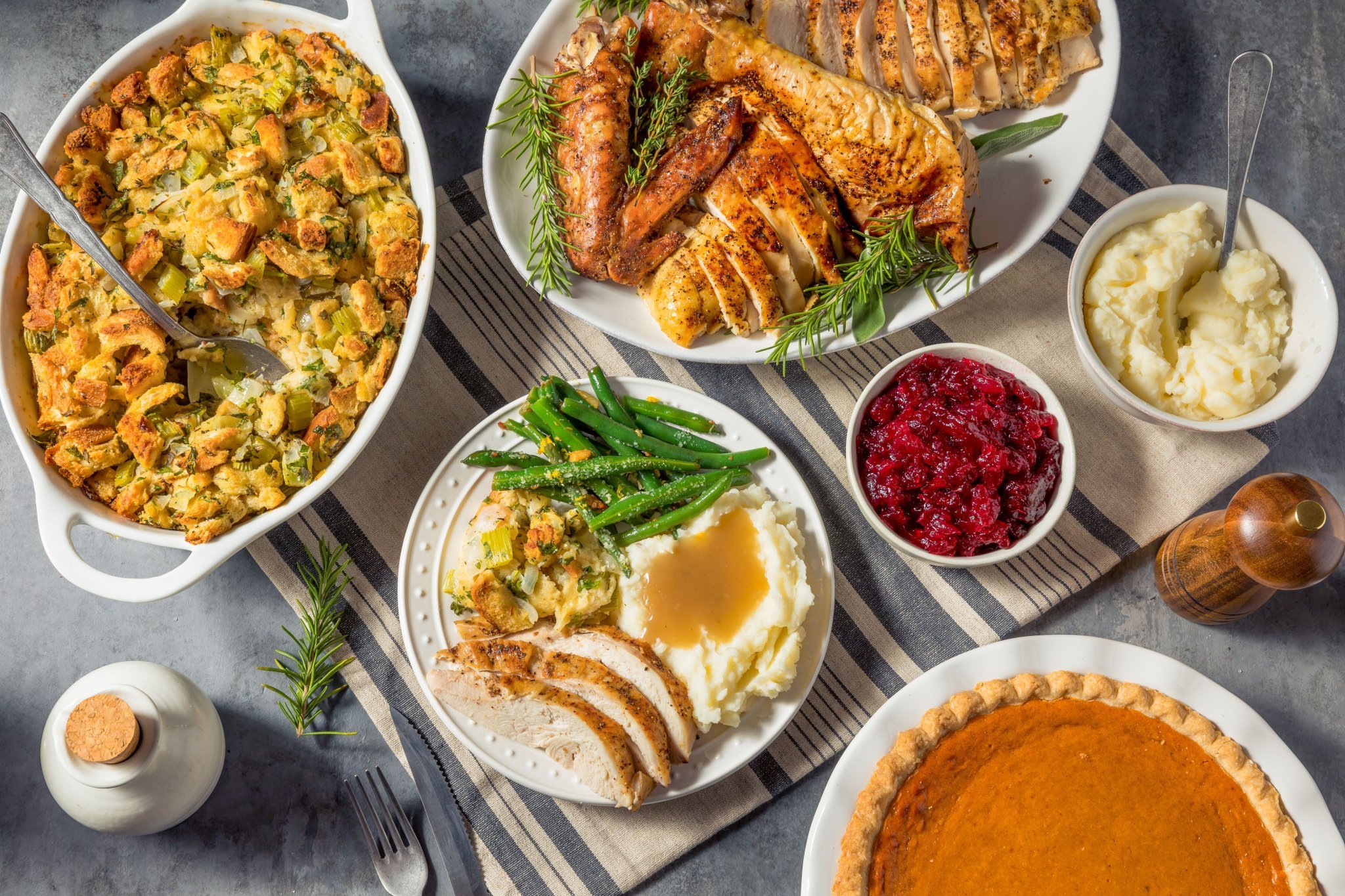 A Classic Thanksgiving Dinner Menu With 10 Recipes | Flipboard