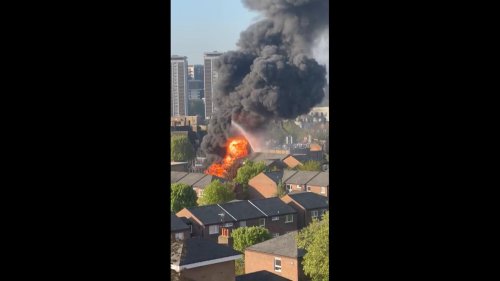 UK: Fire Breaks Out at Substation in North-West London, Prompting Evacuation 3