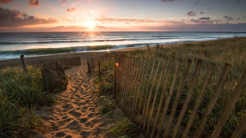 Between Boston & Portsmouth Is A Charming Town With A Renowned Beach