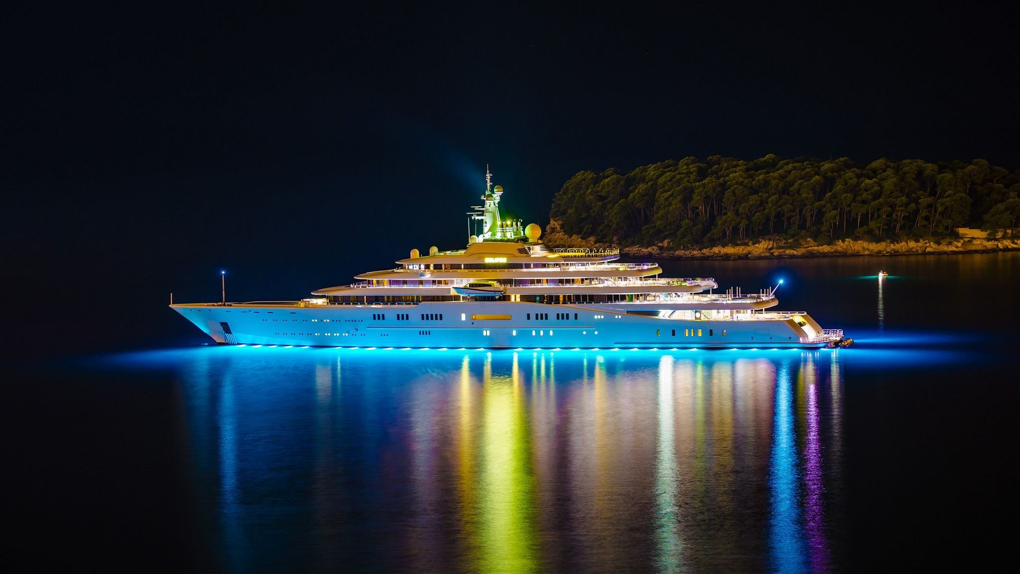 Celebrities Own The Most Expensive Yachts
