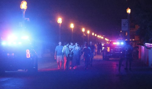 9 injured in shooting near beach in Hollywood, Florida