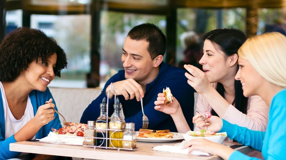 Server Exposes Boomers vs. Gen Z's Dining Habits, Sparking Debate