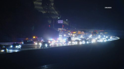 US, Los Angeles: Bel Air Fatal Ejection Crash on 405 Freeway