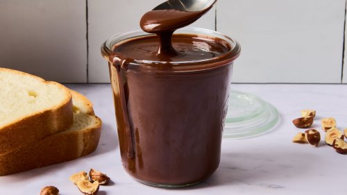 You Only Need 5 Ingredients To Make This Homemade Nutella