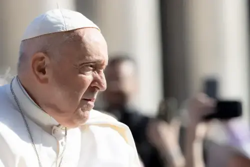 Magazine - VATICAN NEWS; POPE FRANCIS, CARDINALS ETC.