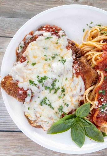 Italian Recipes You're Family Will Love! - cover
