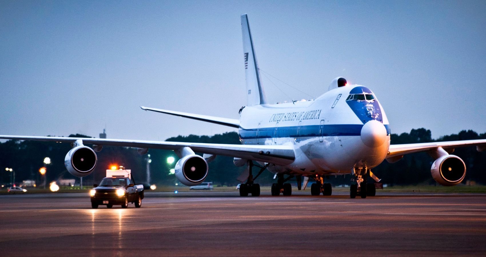 10 Scary Facts About The US "Doomsday" Plane