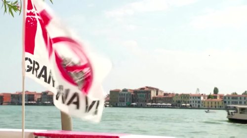 Venice's cruise liner ban divides the city
