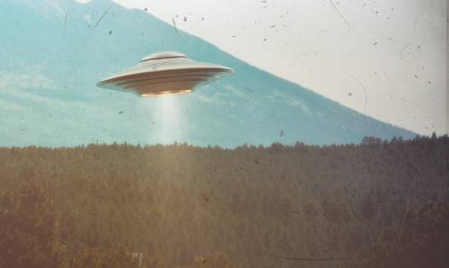 Watch this rare UFO craft caught mutating over Arizona