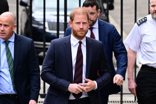 Prince Harry's abrupt courtroom exit sparks questions 