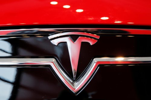Поставки Tesla в 1 кв превысили прогнозы