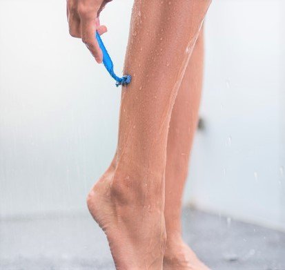 The Real Reason You Should Never Share Your Razor