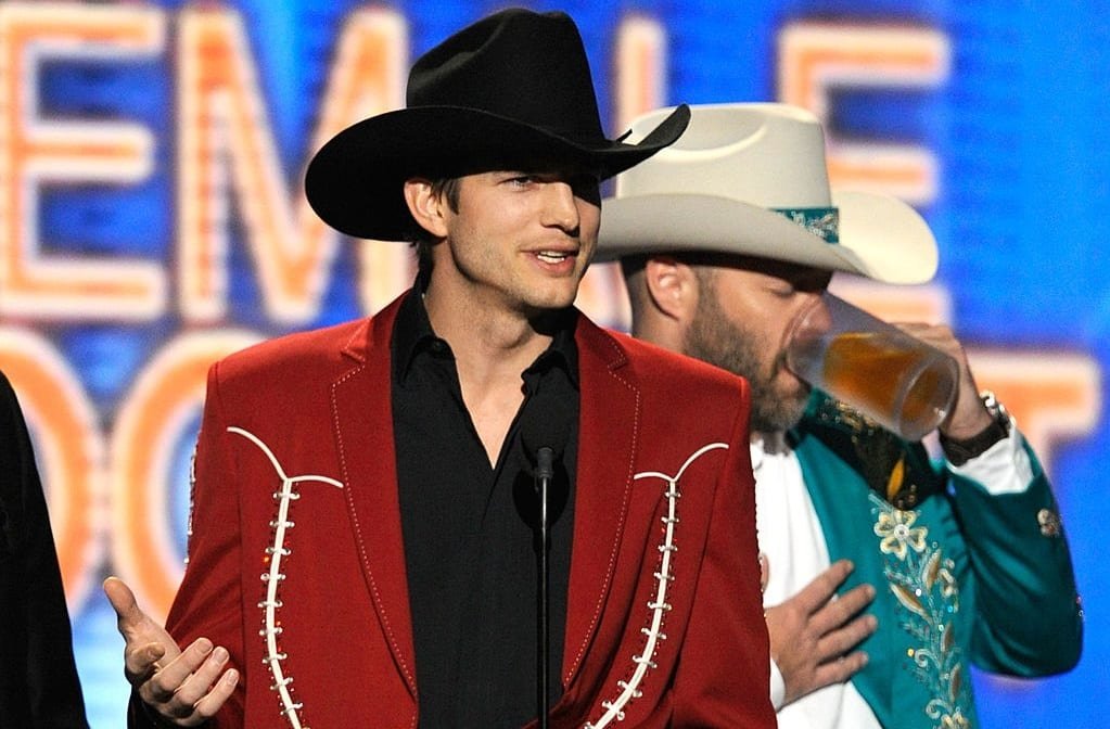 That time Ashton Kutcher made everyone at the American Country Music Awards mad