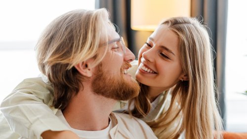 Is A 10-Year Age Gap Bad? Dating Experts Tell It To Us Straight