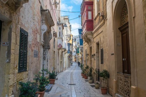 Magazine - MALTA