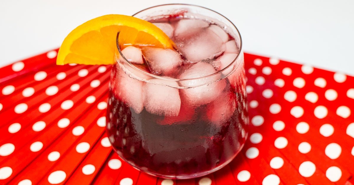 Spain's Red Wine Summer Cocktail Is A Game Changer - Find Out Why