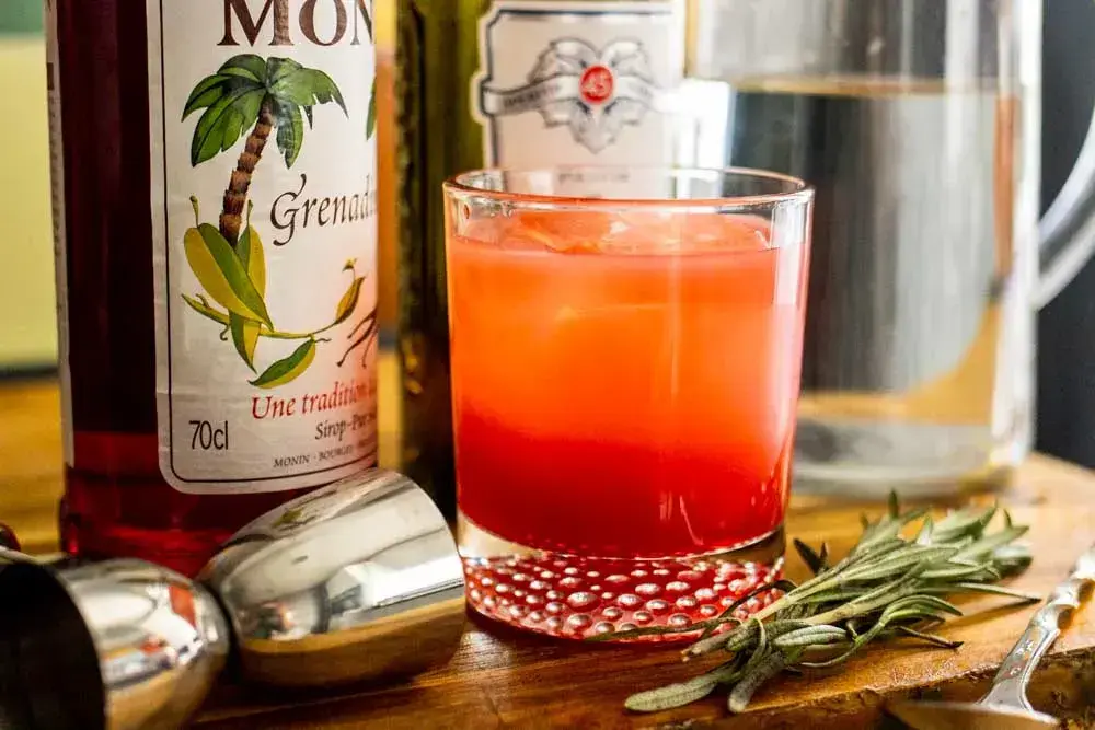 12 Red Cocktails That Brighten The Night