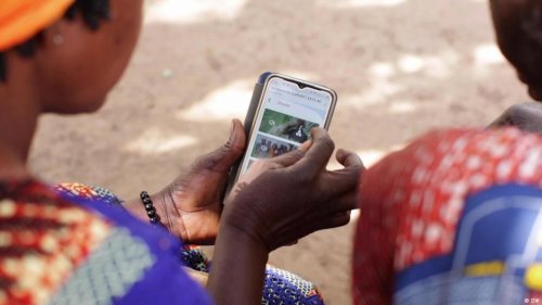 Connecting farmers in Burkina Faso with simple transmitters