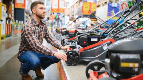 What to know before buying a new lawn mower 