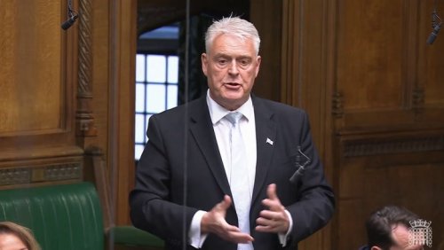 Groans as Lee Anderson suggest Jeremy Corbyn should be deported with Channel migrants