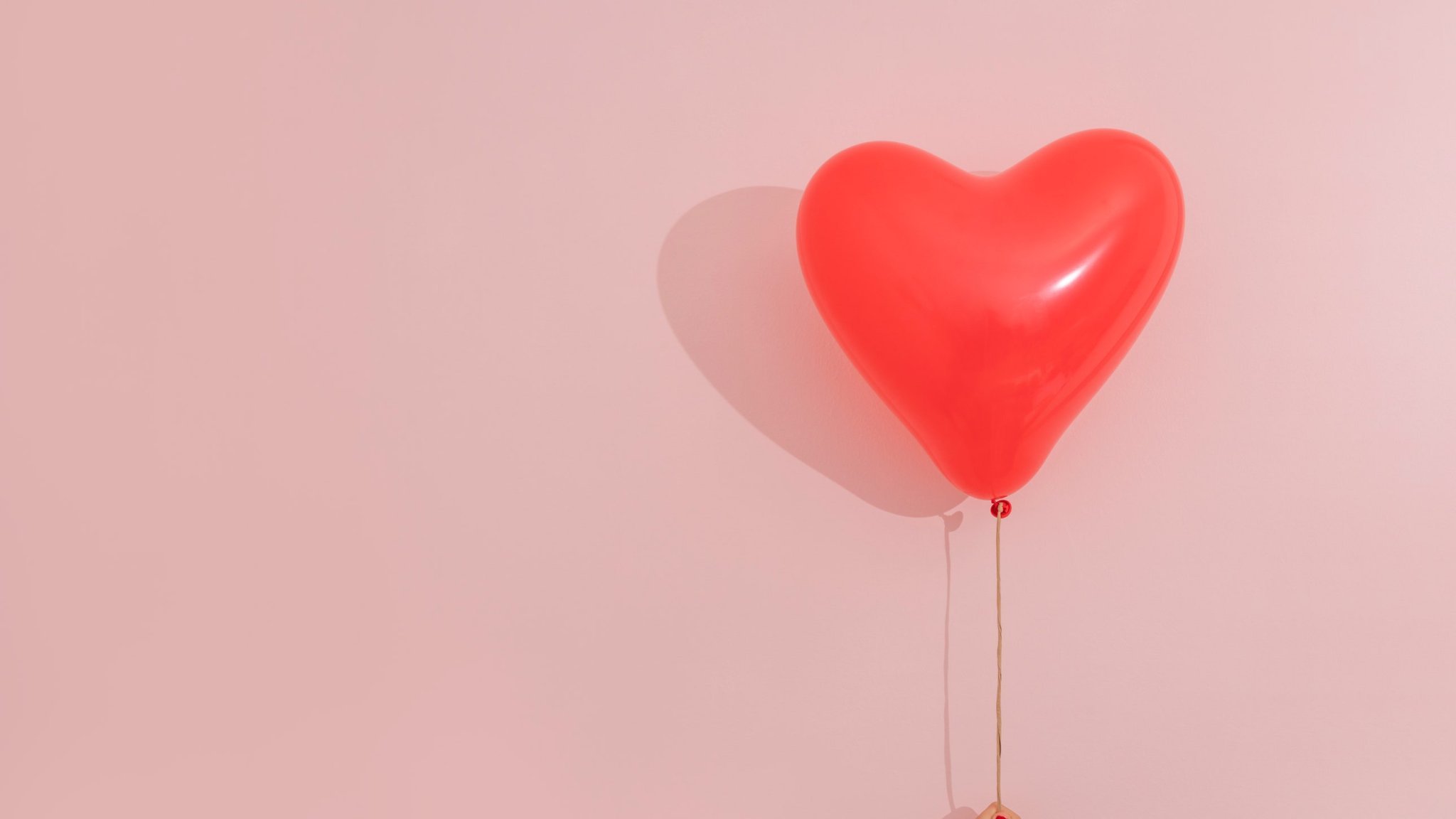 LA GUIDA DI SAN VALENTINO PER CELEBRARE IL GIORNO PIÙ ROMANTICO DELL'ANNO