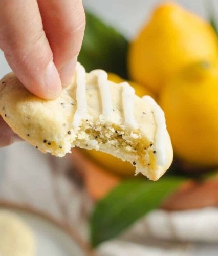 Lemon poppy seed cookies for the perfect sweet and tart combination 