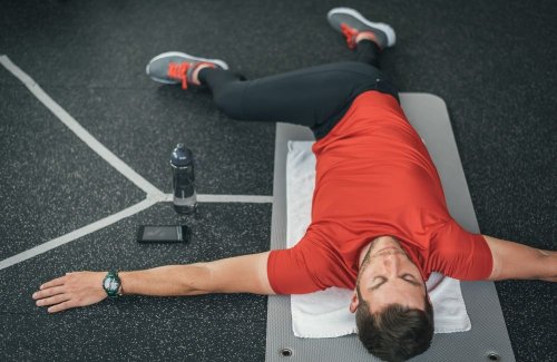 You Only Need 10 Stretches and 7 Minutes To Improve Your Range of Motion