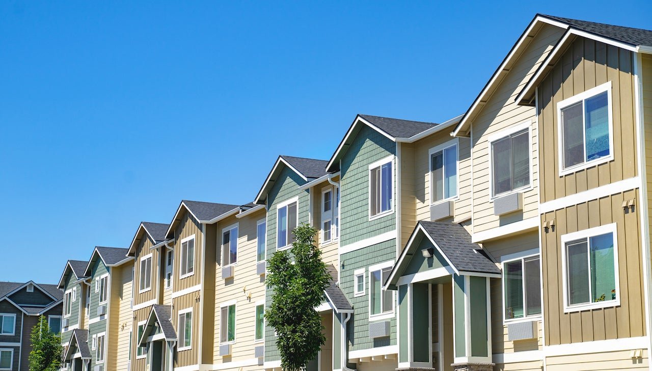 U.S. home prices fall for seventh month in a row