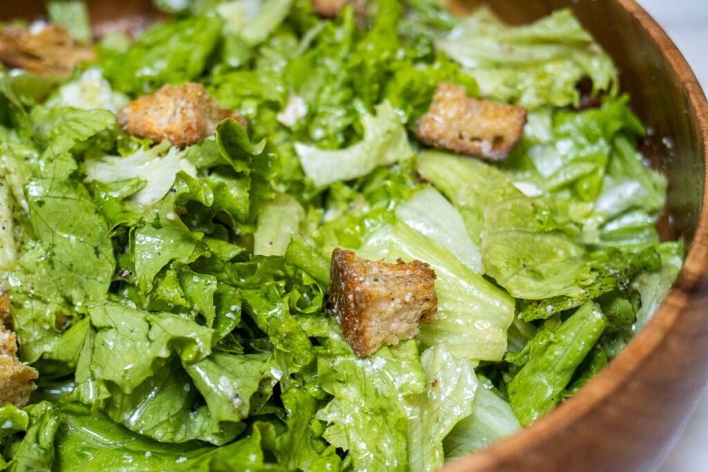 How to Make a Caesar Salad at Home