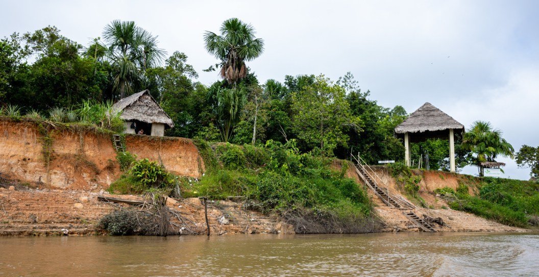Traveler spends 5 days with Amazon tribe and reveals all the worst parts