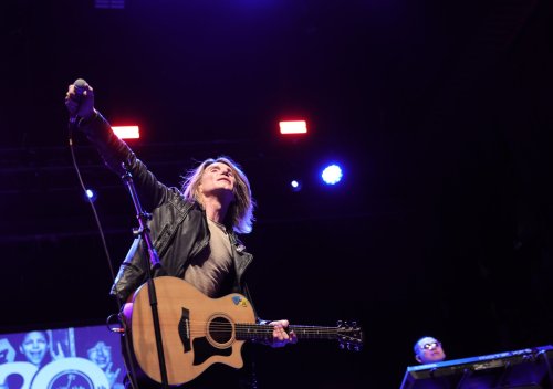John Rzeznik of Goo Goo Dolls slides in to give us his favorite albums ever