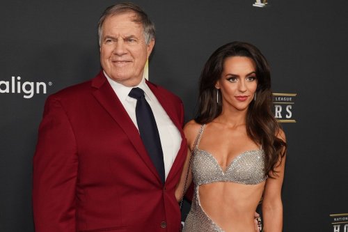 Things get awkward after Bill Belichick's girlfriend jumps into interview