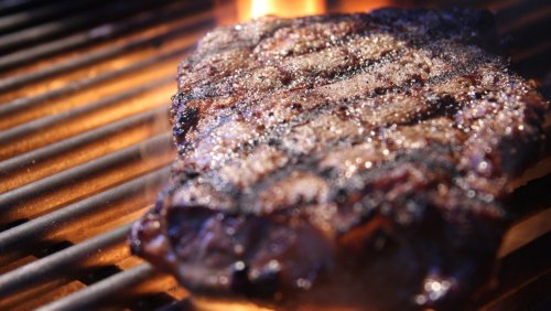 These Budget-Friendly Steak Cuts Taste Just As Good As Filet Mignon