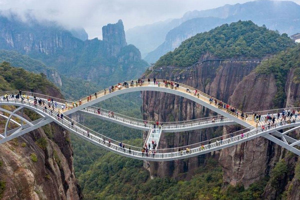 Not for the faint hearted - Take a look at the highest and scariest bridges