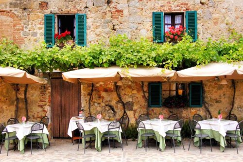 Magazine - ITALY