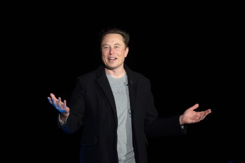 Elon Musk Agrees to Move Forward with $44 Billion Deal to Buy Twitter