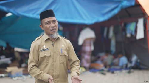 Rohingyas find uneasy refuge in Indonesia