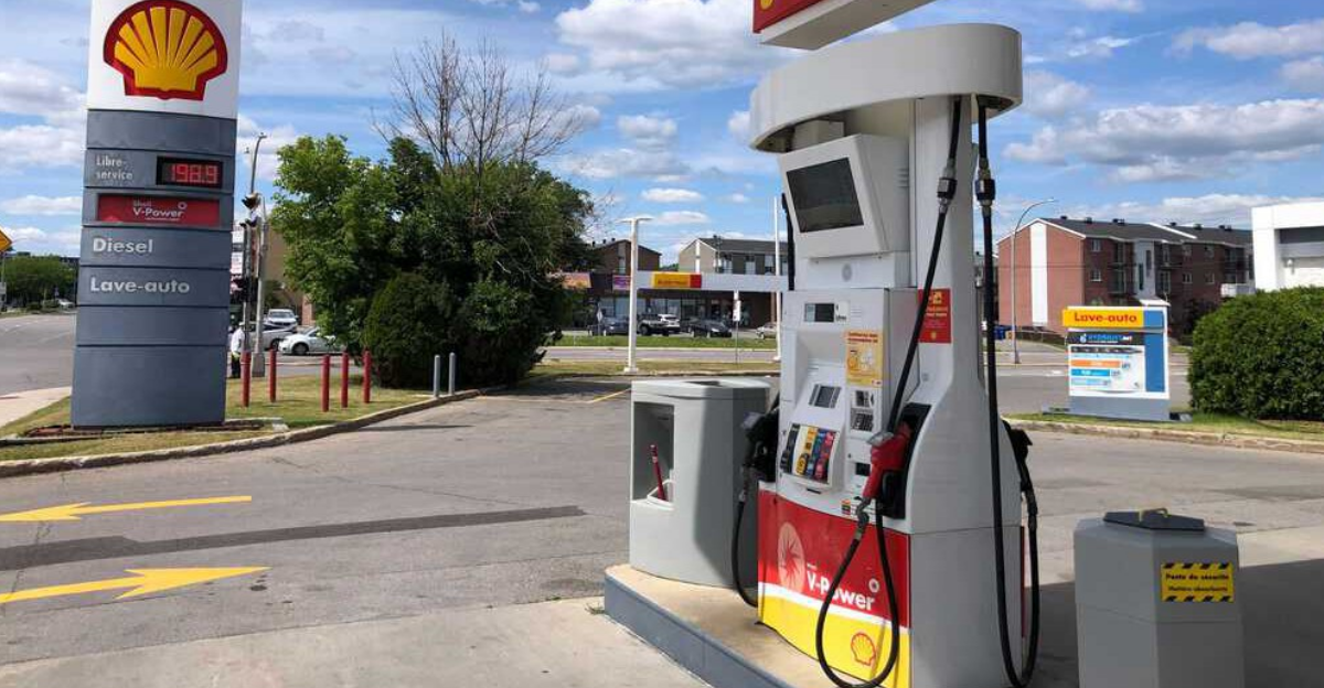 Le prix de l'essence chute au Québec et voici où ça coûte le moins cher