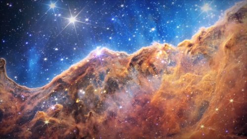 James Webb Révèle NGC 604, la Nébuleuse du Triangle