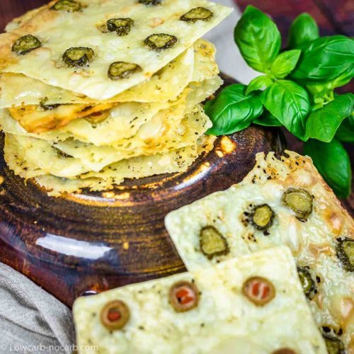 Crunchy Munchies: Irresistible Snack Recipes for Snackaholics - cover