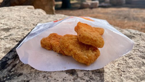 We Tried The Lowest Rated Fast Food Chicken Nuggets. Here's How It Wen