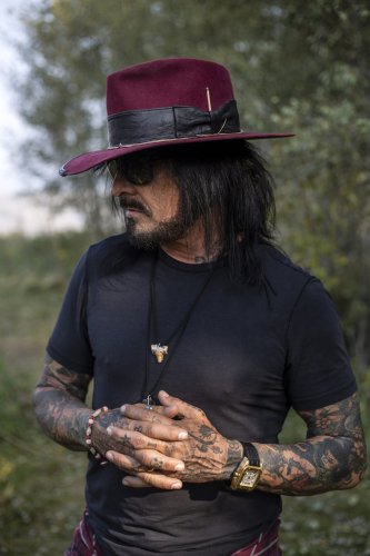 Nikki Sixx can't live without these 5 albums